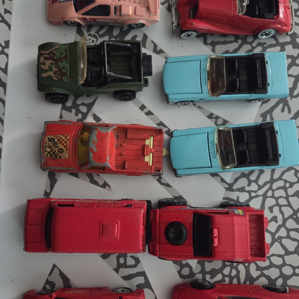 Lot Of 9 Vintage Hotwheels